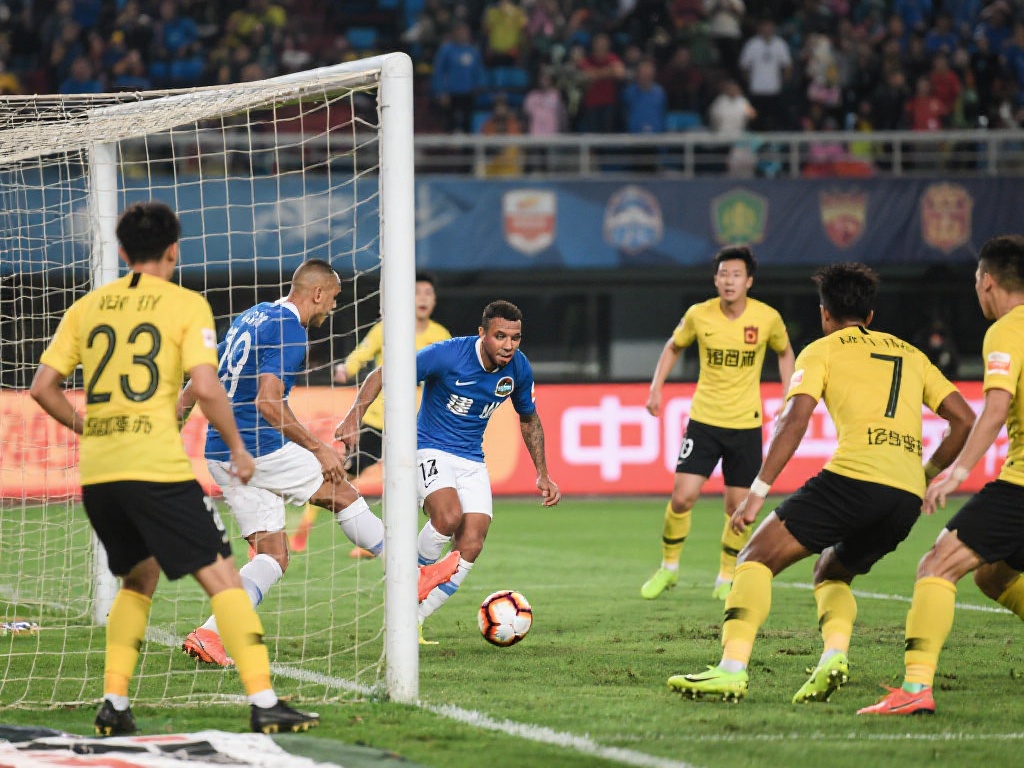 平台吸引了 平台吸引了